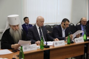 Митрополит Лонгин принял участие в заседании попечительского совета СГУ