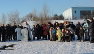 В селе Пристанное совершен традиционный крестный ход и освящение воды на реке Волга