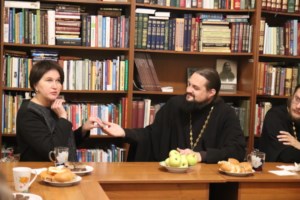 В молодежном клубе «Ладья» обсудили проблему доступной среды для инвалидов