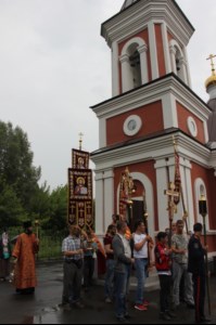 В день столетней годовщины расстрела царской семьи в Саратове состоялся крестный ход