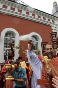 В день столетней годовщины расстрела царской семьи в Саратове состоялся крестный ход