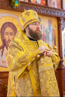 В день престольного праздника в храме Нерукотворного Образа Спасителя г. Саратова прошло архиерейское богослужение