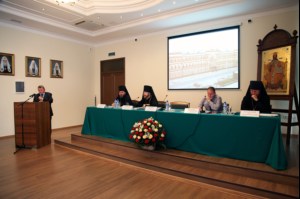 В Саратове проходит обучающий семинар для священнослужителей, духовно окормляющих заключенных
