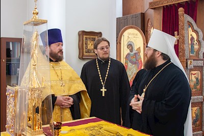 Митрополит Игнатий совершил поездку по храмам Центрального благочиния