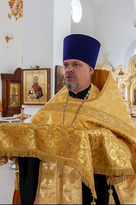 Митрополит Игнатий совершил поездку по храмам Центрального благочиния