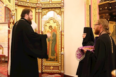 Митрополит Игнатий посетил Иоанновский женский монастырь
