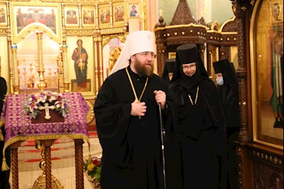 Митрополит Игнатий посетил Иоанновский женский монастырь