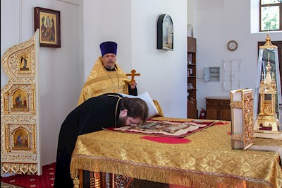 Митрополит Игнатий совершил поездку по храмам Центрального благочиния