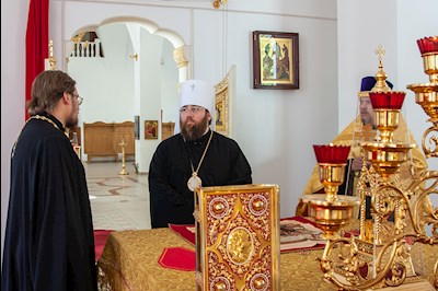 Митрополит Игнатий совершил поездку по храмам Центрального благочиния