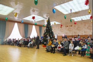 В «Тесаре» прошел традиционный рождественский праздник