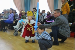 В «Тесаре» прошел традиционный рождественский праздник