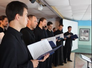 Архиерейский хор выступил в исправительной колонии №33