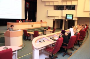 Митрополит Лонгин принял участие в депутатских слушаниях на тему «Семейная политика. Законодательное обеспечение»