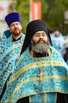 Крестный ход в день Казанской иконы Божией Матери