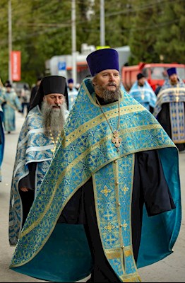 Крестный ход в день Казанской иконы Божией Матери