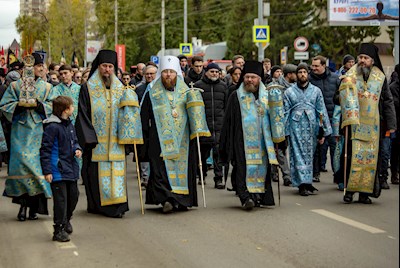 Крестный ход в день Казанской иконы Божией Матери