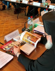 Митрополит Лонгин принял участие в общем собрании членов Издательского совета