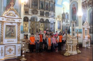 Юные скауты посетили Казанский храм Петровска
