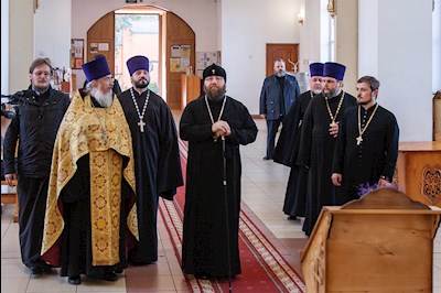 Митрополит Игнатий совершил поездку по храмам Всехсвятского благочиния
