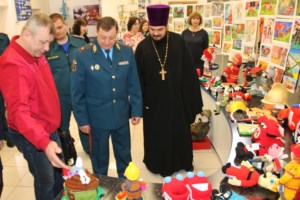 Священник принял участие в работе жюри детского творческого конкурса «Неопалимая Купина»