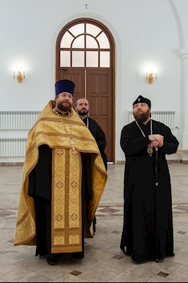 Митрополит Игнатий совершил поездку по храмам Всехсвятского благочиния