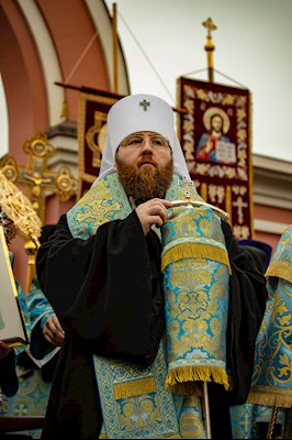 Крестный ход в день Казанской иконы Божией Матери