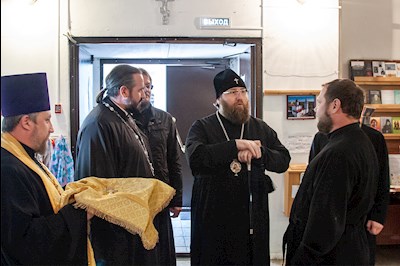 Митрополит Игнатий совершил поездку по храмам Всехсвятского благочиния
