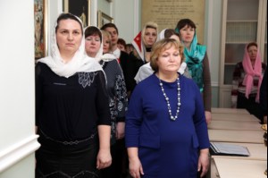 Митрополит Лонгин посетил Свято-Покровскую гимназию Саратова