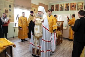 Митрополит Лонгин посетил Свято-Покровскую гимназию Саратова