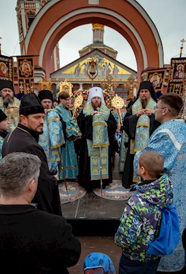 Крестный ход в день Казанской иконы Божией Матери