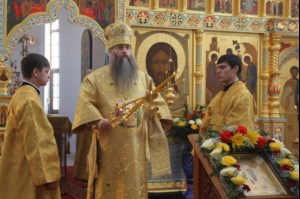 Божественная литургия в Свято-Алексиевском женском монастыре Саратова