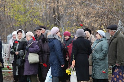На Воскресенском кладбище совершена панихида по жертвам политических репрессий