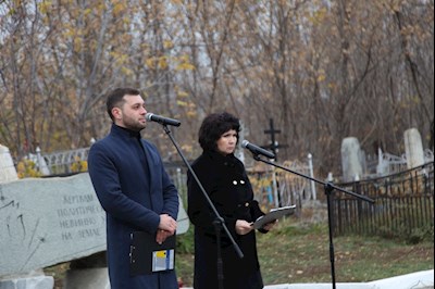 На Воскресенском кладбище совершена панихида по жертвам политических репрессий