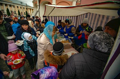 Крестный ход в день Казанской иконы Божией Матери