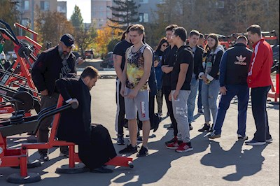 Православная молодежь приняла участие в соревнованиях по силовому многоборью