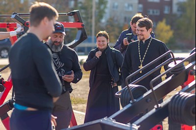 Православная молодежь приняла участие в соревнованиях по силовому многоборью