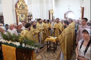 Начало крестного хода в Вавилов Дол