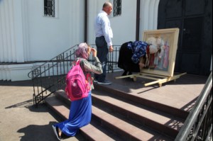 Начало крестного хода в Вавилов Дол