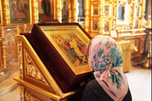 Всенощное бдение в Свято-Троицком соборе Саратова