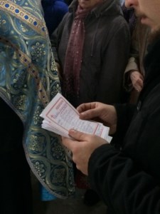 В строящемся храме в честь иконы Божией Матери «Всех скорбящих Радость» совершен праздничный молебен