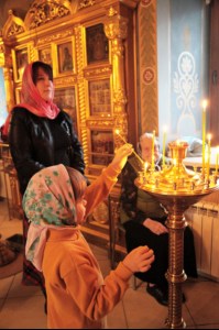 Всенощное бдение в Свято-Троицком соборе Саратова