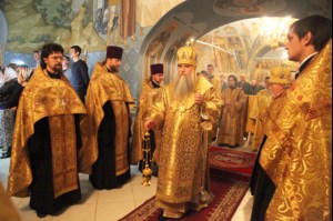 Всенощное бдение в Свято-Троицком соборе Саратова