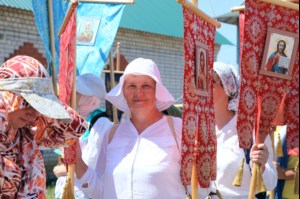 Начало крестного хода в Вавилов Дол