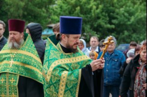 Состоялся молебен на начало строительство храма в р.п. Октябрьский городок Татищевского района