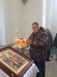 Более 200 человек — будущих прихожан строящегося храма — собрались вместе встретить праздник Крещения