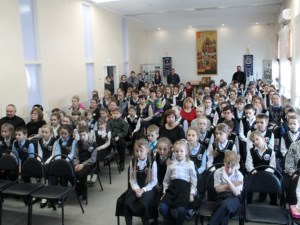 Архиерейский мужской хор выступил в Свято-Покровской гимназии Саратова