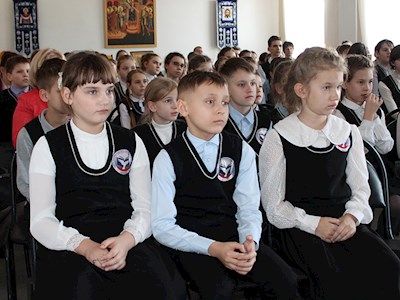 Театральная студия «Радость» представила спектакль «Кукла рождественской девочки»