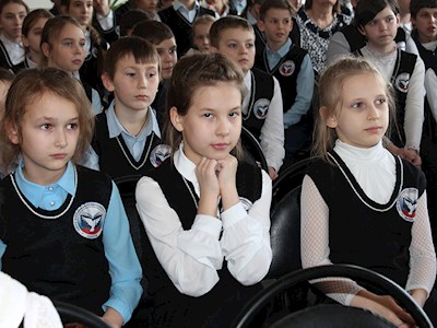 Театральная студия «Радость» представила спектакль «Кукла рождественской девочки»