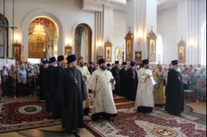 Божественная литургия в Благовещенском кафедральном соборе г. Воронежа