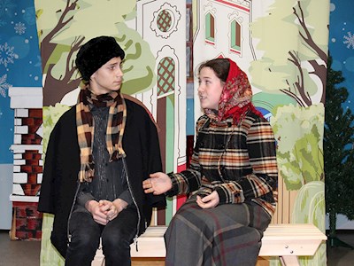 Театральная студия «Радость» представила спектакль «Кукла рождественской девочки»